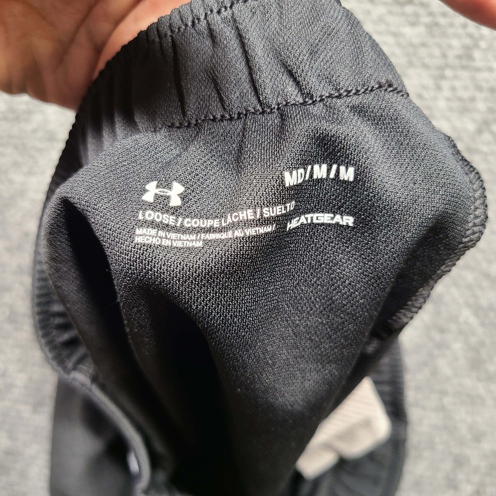 Under Armour HeatGear Shorts Medium Loose Fit Elastic Waist Gym Running Black - Picture 4 of 6